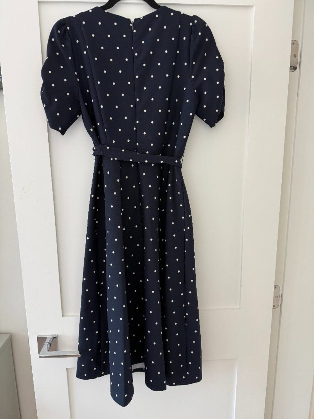 DKNY Blue and White Polka Dot Dress with ruched short sleeves (Size 8P)